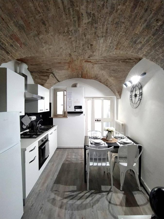 Casa In Centro Storico Vista Gran Sasso Apartment Атри Екстериор снимка