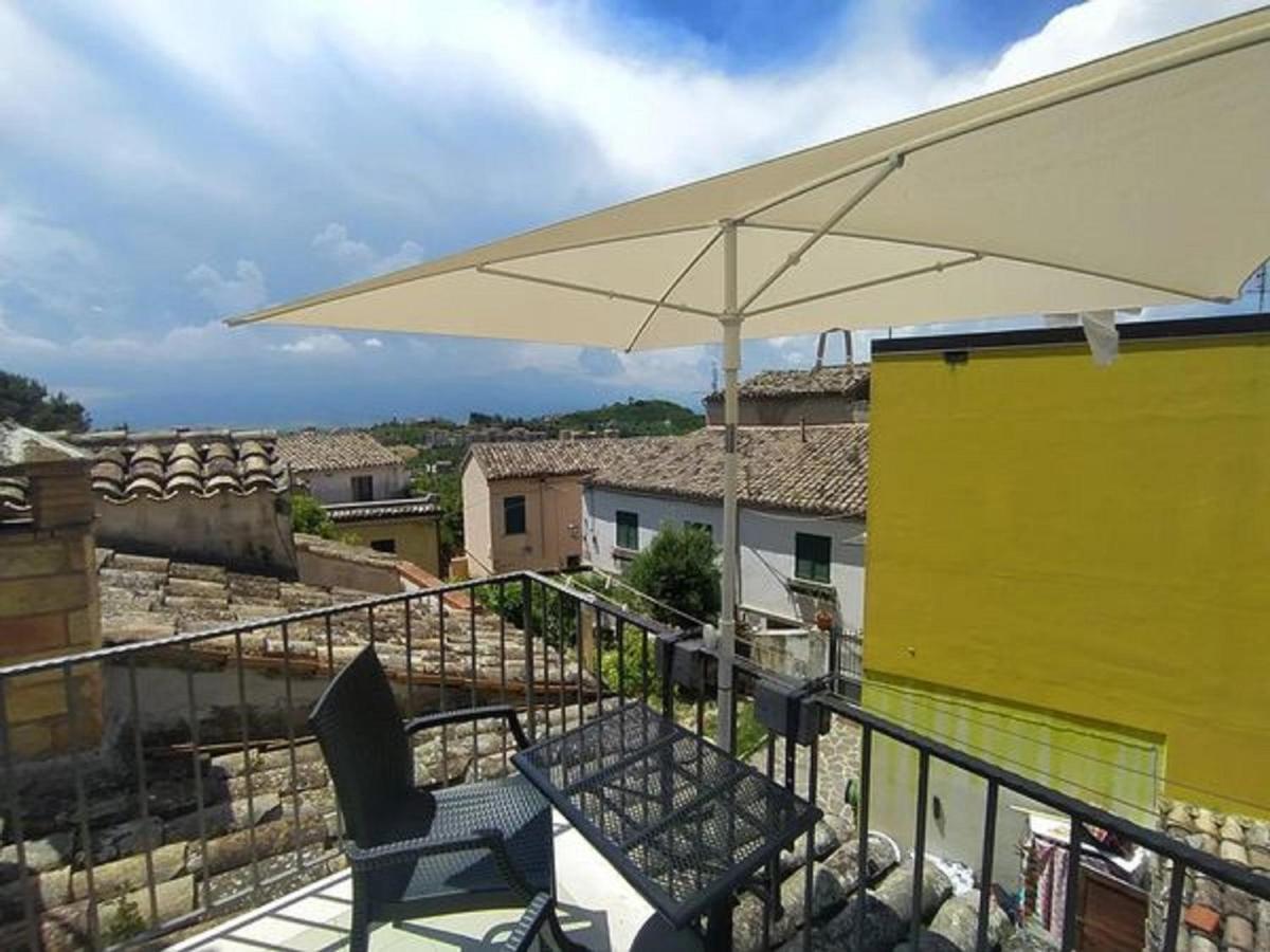 Casa In Centro Storico Vista Gran Sasso Apartment Атри Екстериор снимка